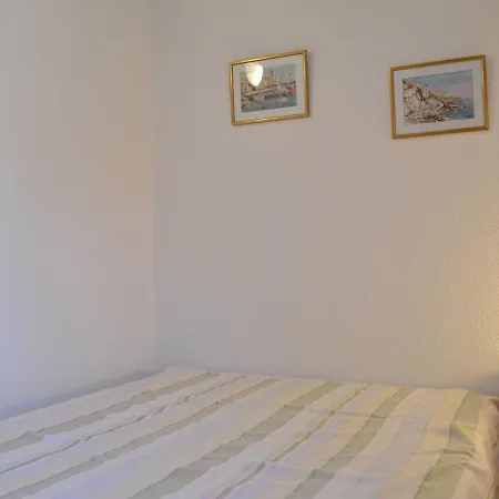 Pavillon A 300m De La Plage, 3 Pieces, Mezzanine, Terrasse, 4 Couchages - Saint Pierre La - Fr-1-229d-83 *