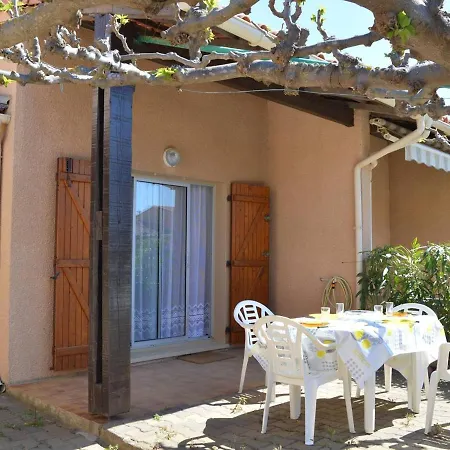 Pavillon A 300m De La Plage, 3 Pieces, Mezzanine, Terrasse, 4 Couchages - Saint Pierre La - Fr-1-229d-83